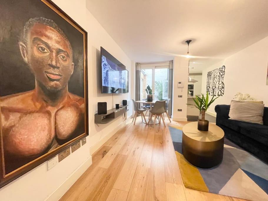 Immaculate Covent Garden Apartment London Eksteriør billede